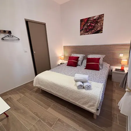 La Rubis Bed & Breakfast